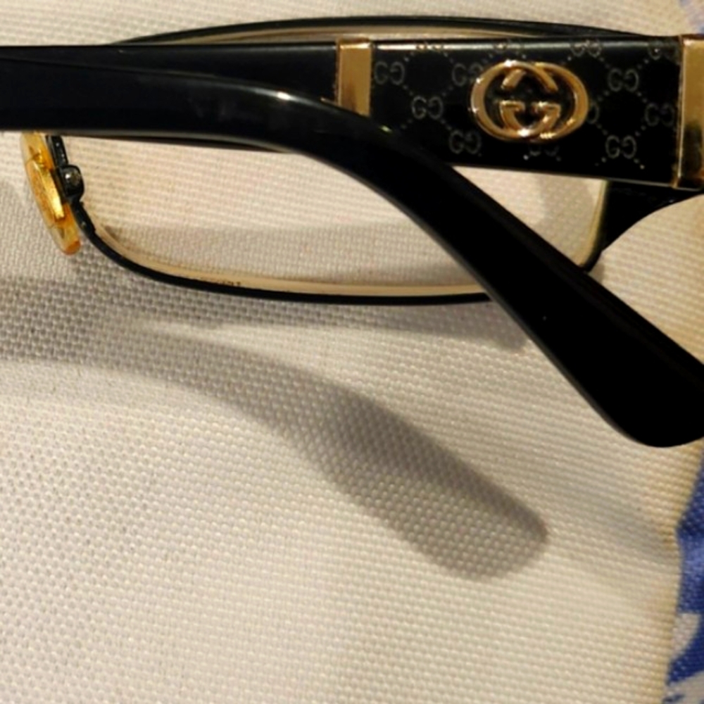 Rare Authentic Gucci reading Glasses 👓 Monogram Black Frames
